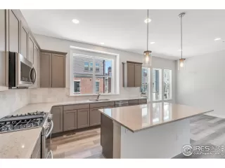 Photo #1: 925740 Listing 