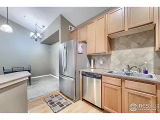Photo #4: 925805 Listing 