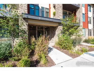 Photo #2: 925842 Listing