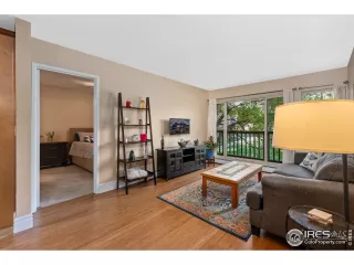 Photo #3: 925871 Listing