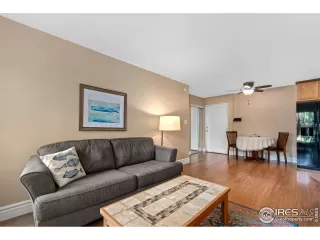 Photo #4: 925871 Listing