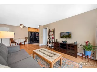 Photo #5: 925871 Listing