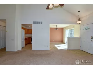 Photo #3: 925876 Listing 