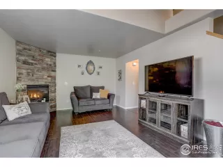 Photo #5: 925896 Listing