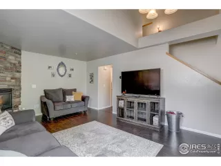 Photo #6: 925896 Listing