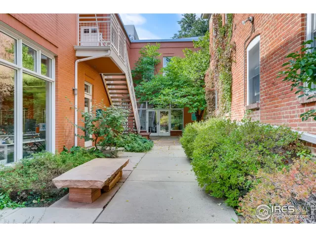 MLS: 925974 Condo For Sale