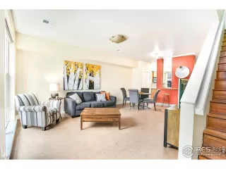 Photo #1: 926121 Listing