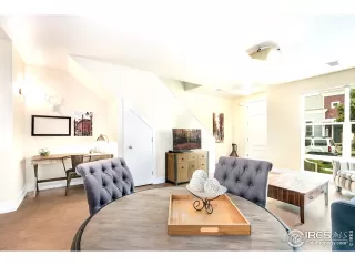 Photo #5: 926121 Listing