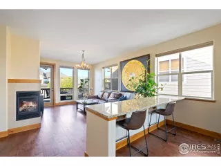 Photo #2: 926124 Listing