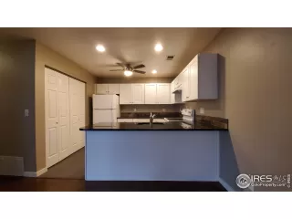 Photo #5: 926148 Listing 