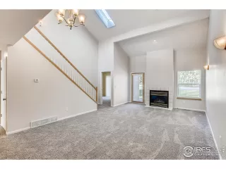 Photo #2: 926151 Listing