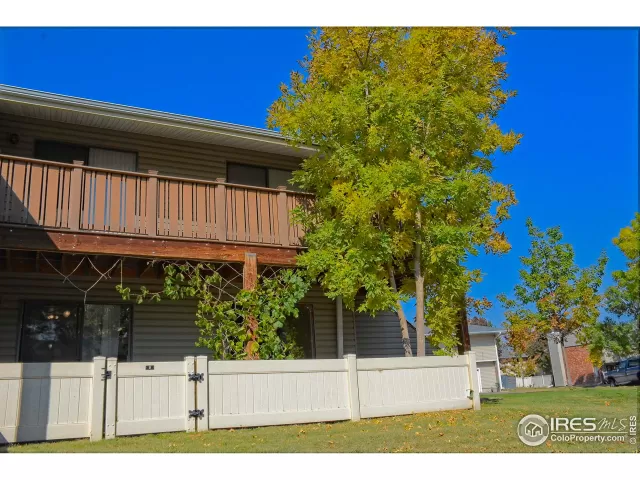 MLS: 926232 Condo For Sale