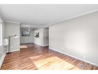 Photo #3: 926235 Listing