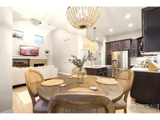 Photo #4: 926266 Listing