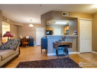 Photo #5: 926326 Listing