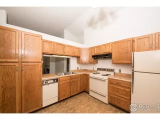 Photo #5: 926330 Listing