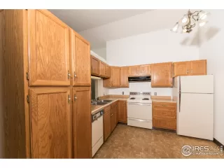 Photo #6: 926330 Listing