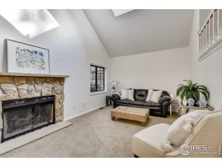 Photo #2: 926337 Listing