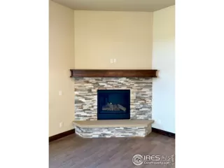 Photo #5: 926351 Listing