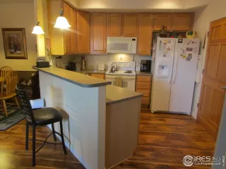 Photo #4: 926360 Listing 