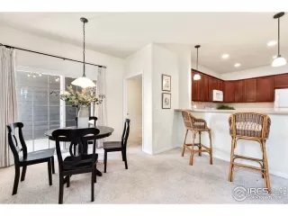 Photo #6: 926376 Listing