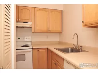 Photo #6: 926419 Listing