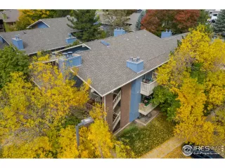 Photo #4: 926426 Listing