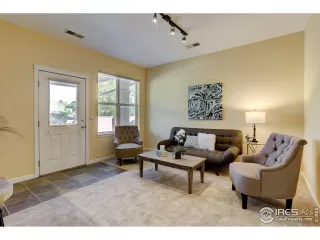 Photo #6: 926431 Listing