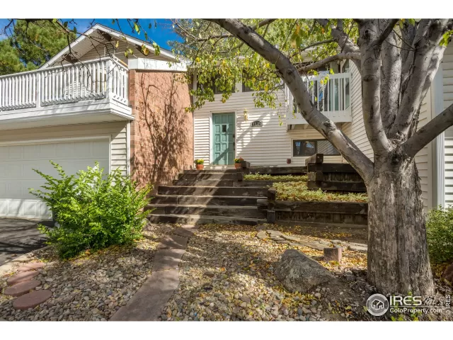 MLS: 926449 Condo For Sale