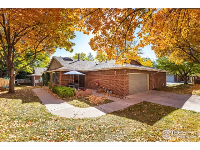 MLS: 926469 Condo For Sale