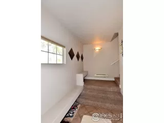 Photo #4: 926545 Listing