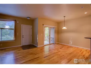 Photo #5: 926653 Listing 