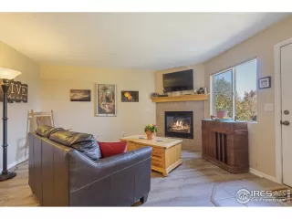 Photo #6: 926678 Listing