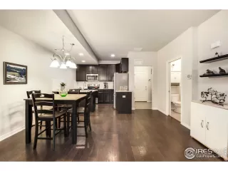 Photo #6: 926703 Listing