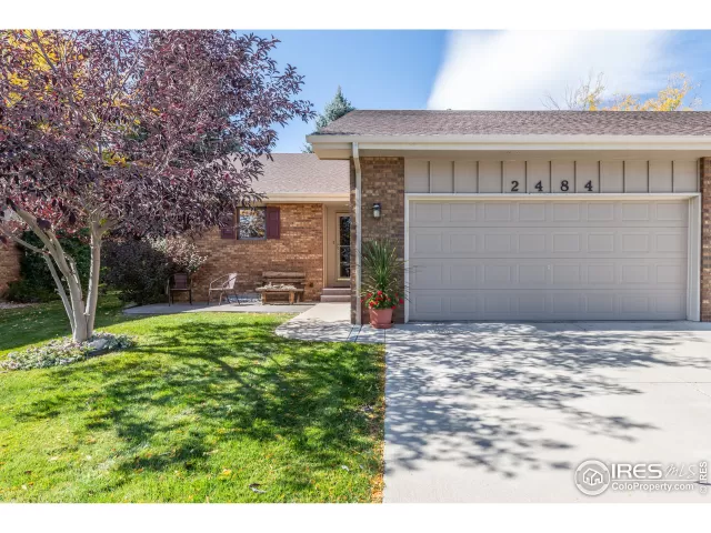 MLS: 926705 Condo For Sale