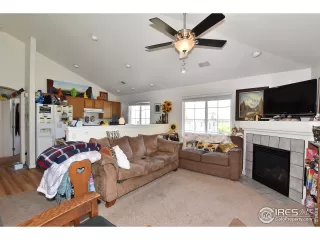 Photo #5: 926710 Listing