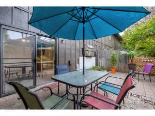 Photo #4: 926730 Listing