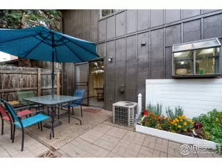 Photo #5: 926730 Listing