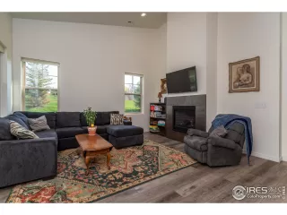 Photo #4: 926751 Listing