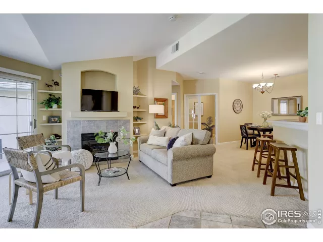 MLS: 926782 Condo For Sale