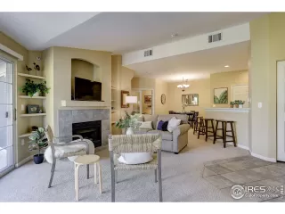 Photo #5: 926782 Listing 