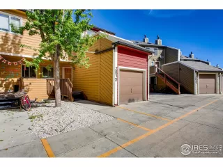 Photo #1: 926785 Listing