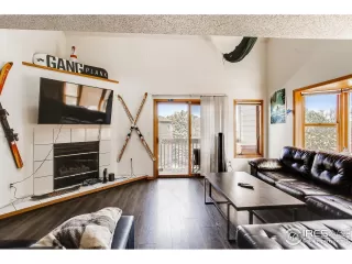 Photo #5: 926785 Listing