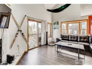 Photo #6: 926785 Listing