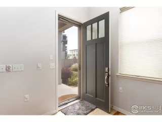 Photo #5: 926852 Listing 