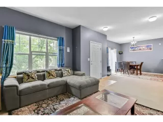 Photo #5: 9268812 Listing 