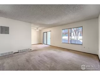 Photo #4: 926917 Listing 