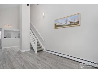 Photo #3: 926920 Listing