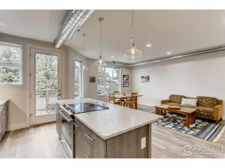 Photo #4: 926965 Listing 