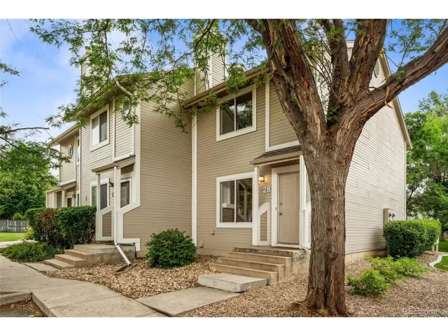 MLS: 9269808 Condo For Sale